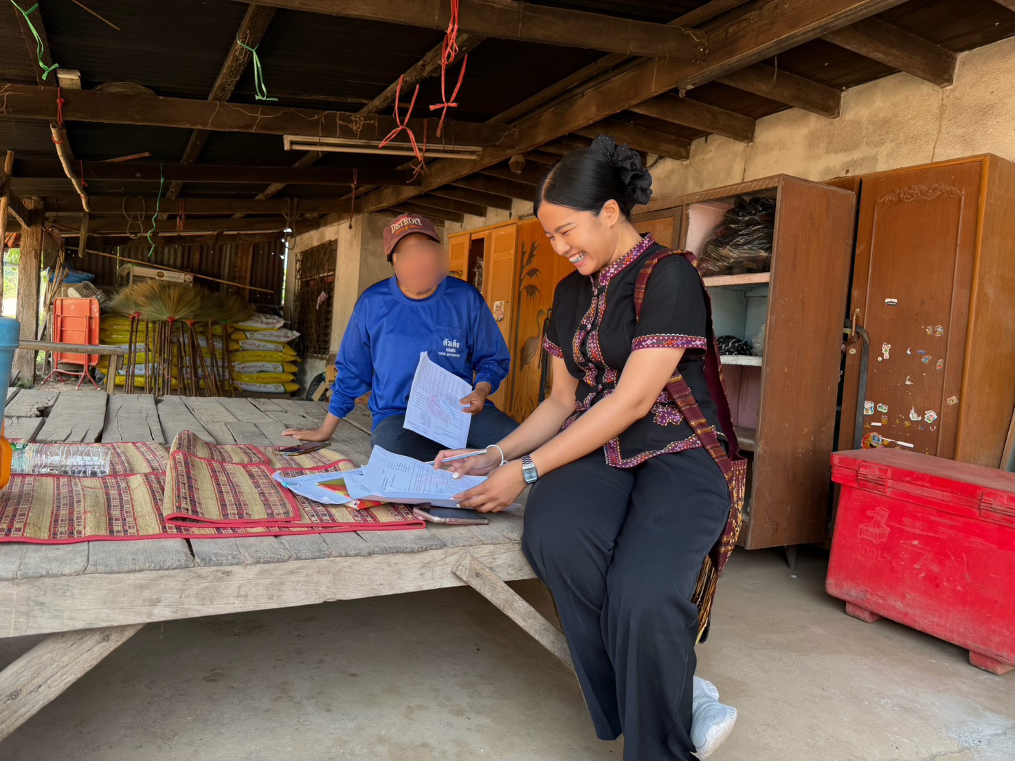 สพอ.หนองบัวระเหว : ลงพื้นที่ติดตามหนี้ค้างชำระกองทุนพัฒนาบทบาทสตรี ตำบลวังตะเฆ่
